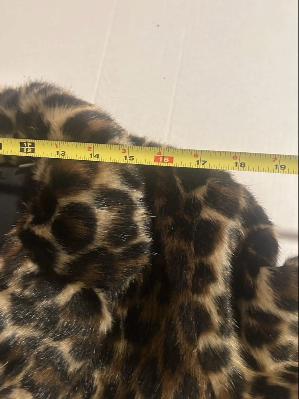 Elie Tahari Faux Fur Leopard Print Coat Jacket Faux Leather Trim L  Animal Glam - Picture 8 of 13